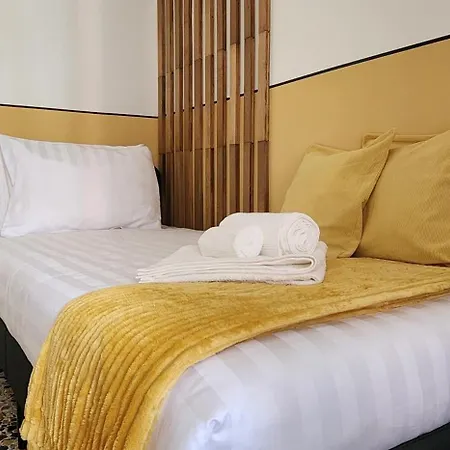 Welcome & Apartment